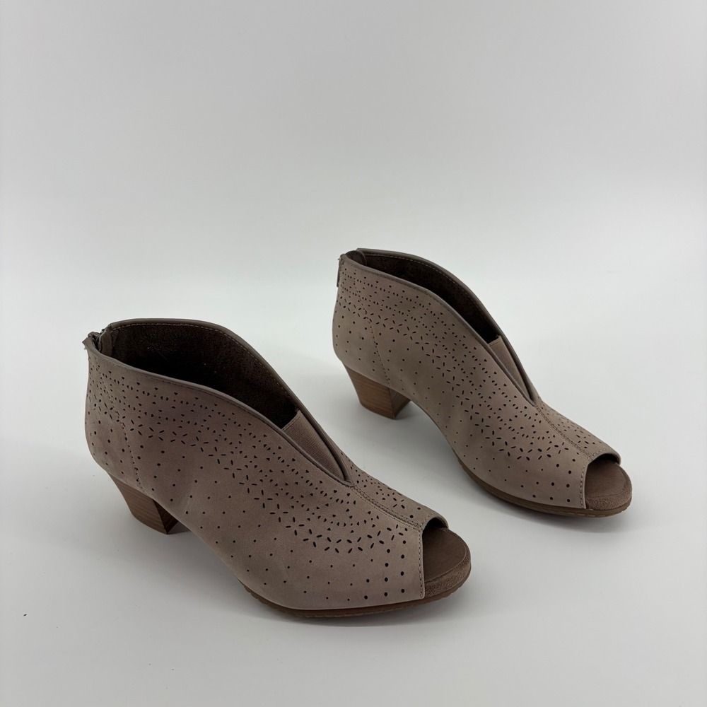 Earth Womens 6M Coco Brown Calgary Quebec‎ Peep Toe Laser Cut Booties Heel